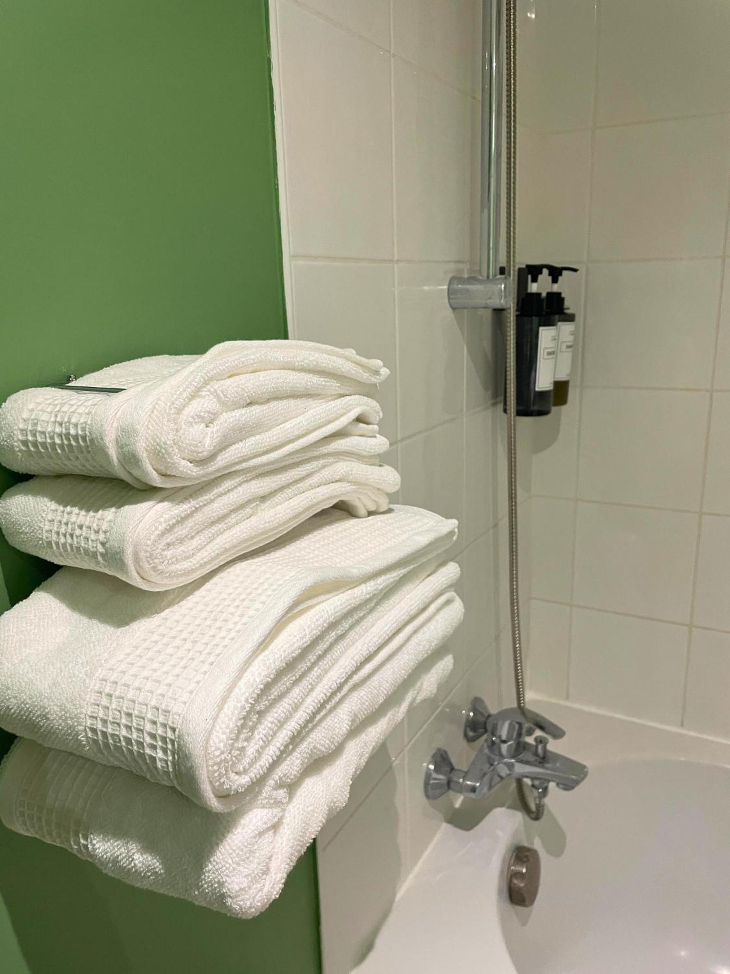 Boudoir - Clim-Wifi-Twin-Gare Apartment Лурд Екстериор снимка