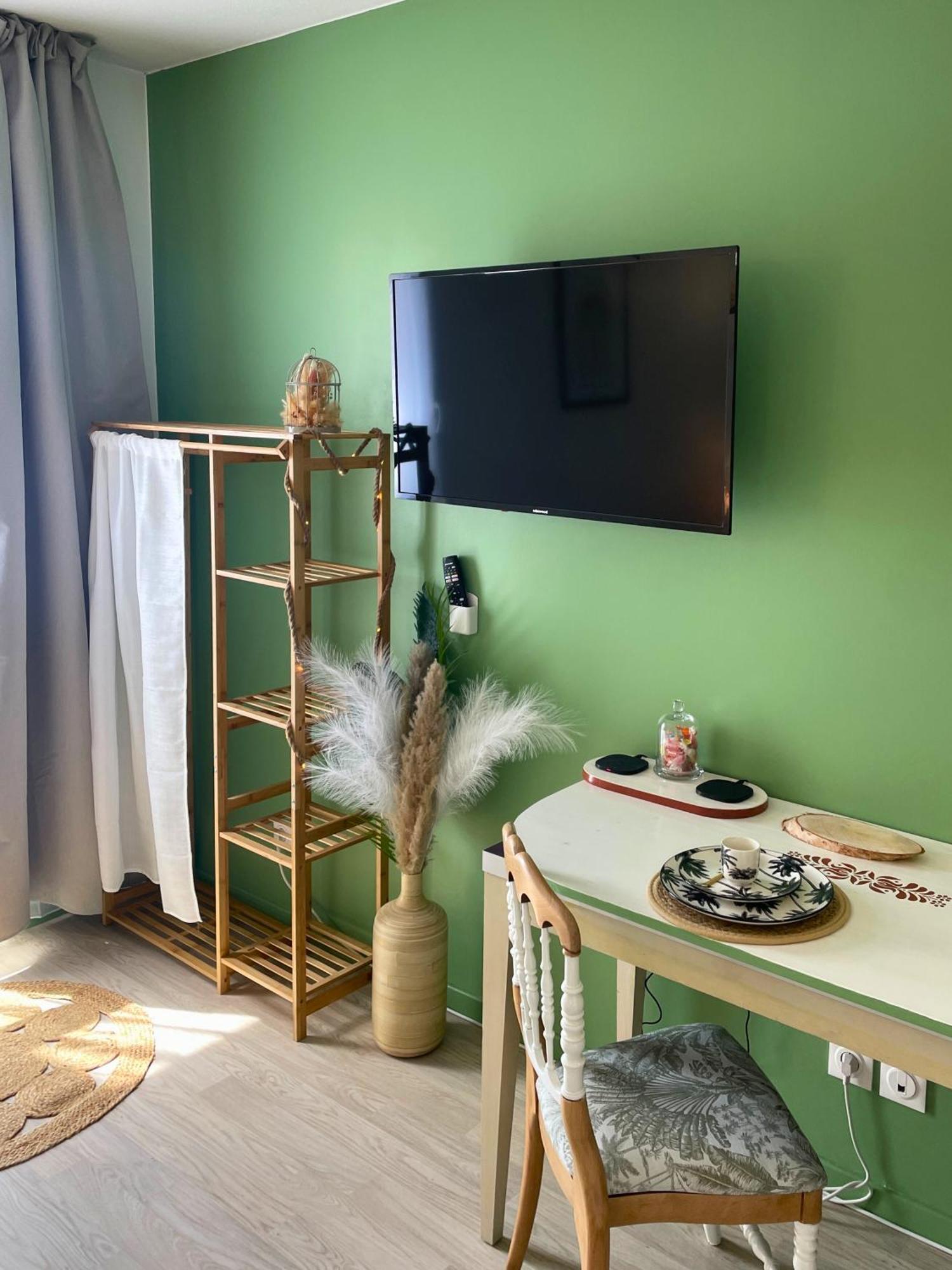 Boudoir - Clim-Wifi-Twin-Gare Apartment Лурд Екстериор снимка